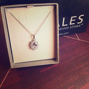 NWOT Zales White Sapphire Pendant